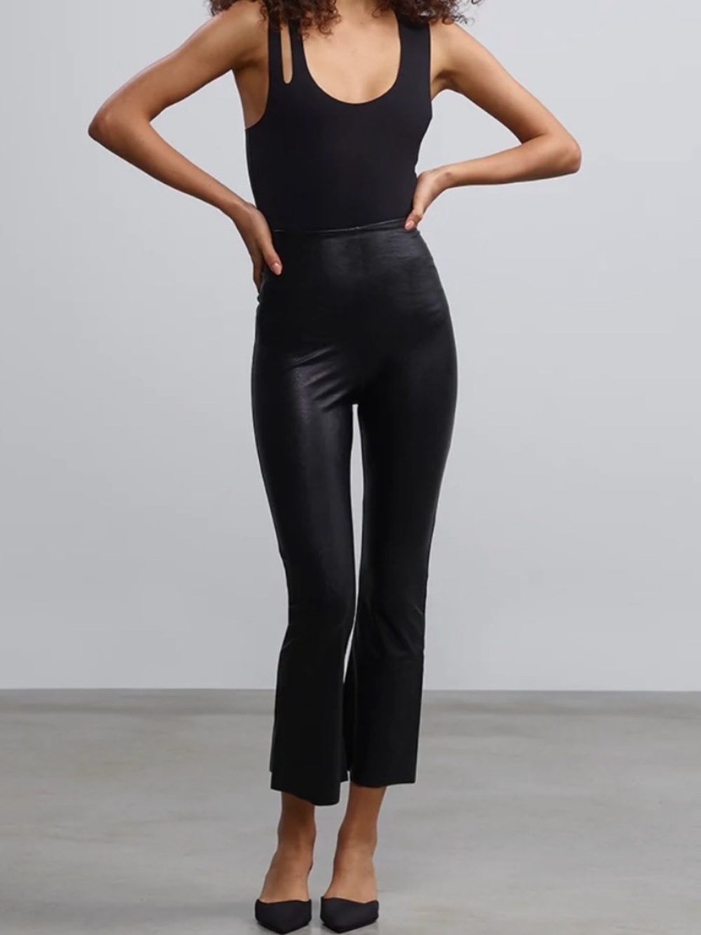 Commando Flare faux Leather crop Legging